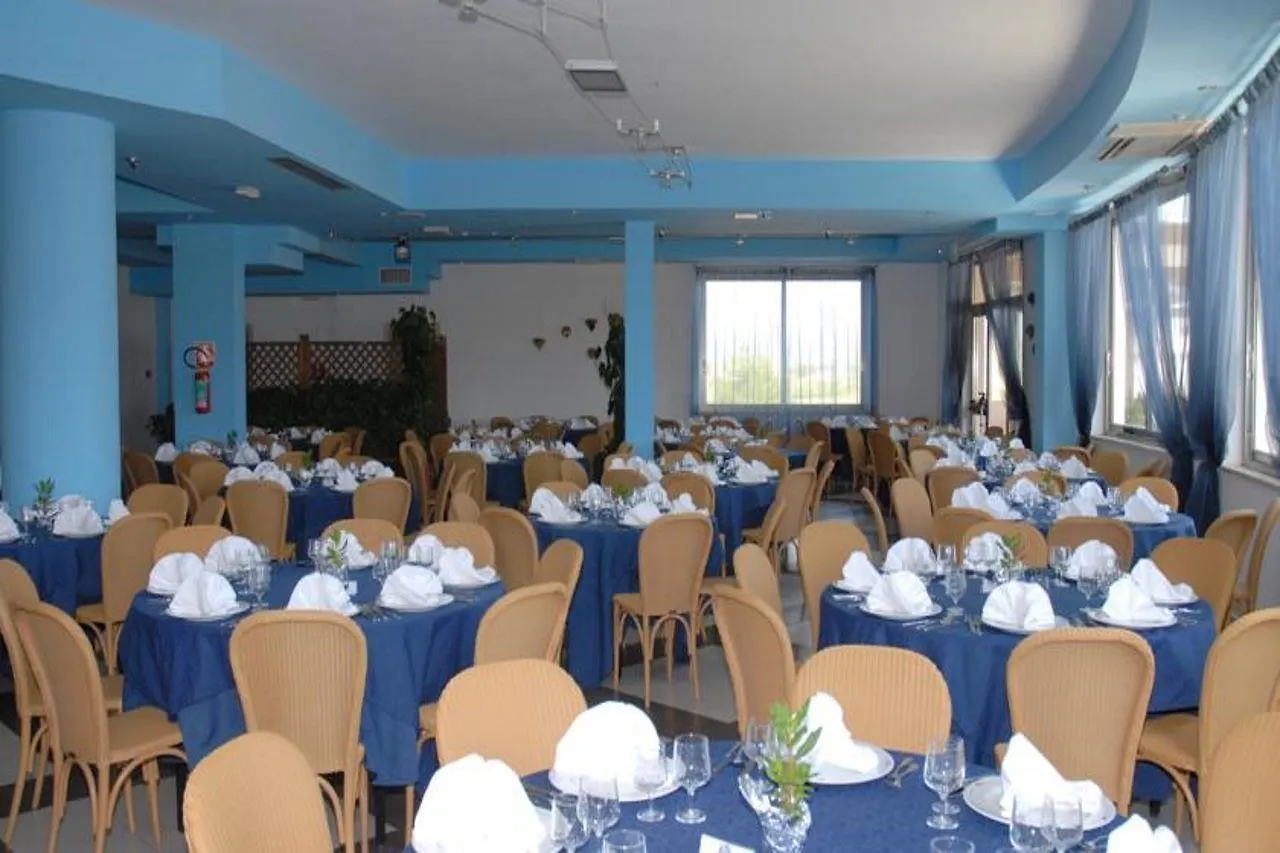 Hotel Club Selinunte Beach Aimori Marinella di Selinunte 4*,